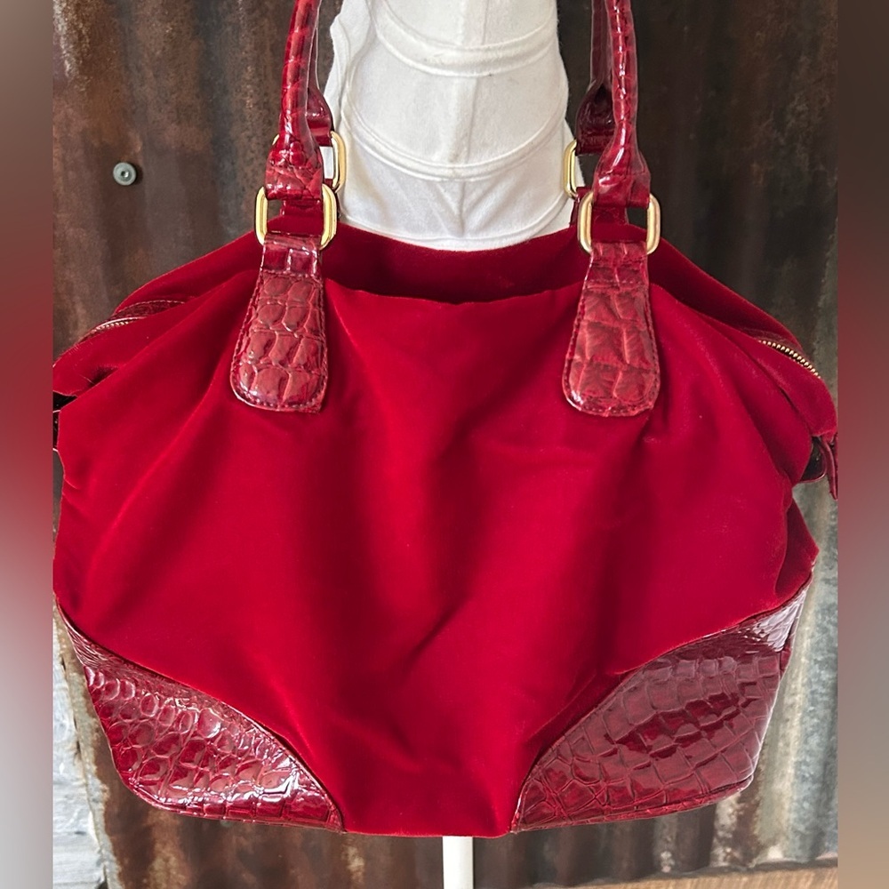 Bath & Body Works Red Velvet Croc Trim Handbag purse Tote - Picture 2 of 6